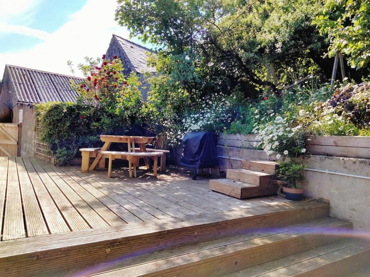 Midden Manor Country Stay On A Working Dairy Farm Ballymena Eksteriør bilde